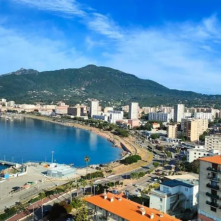 De Luxe Deux Vue Panoramique A Pied * أجاكسيو